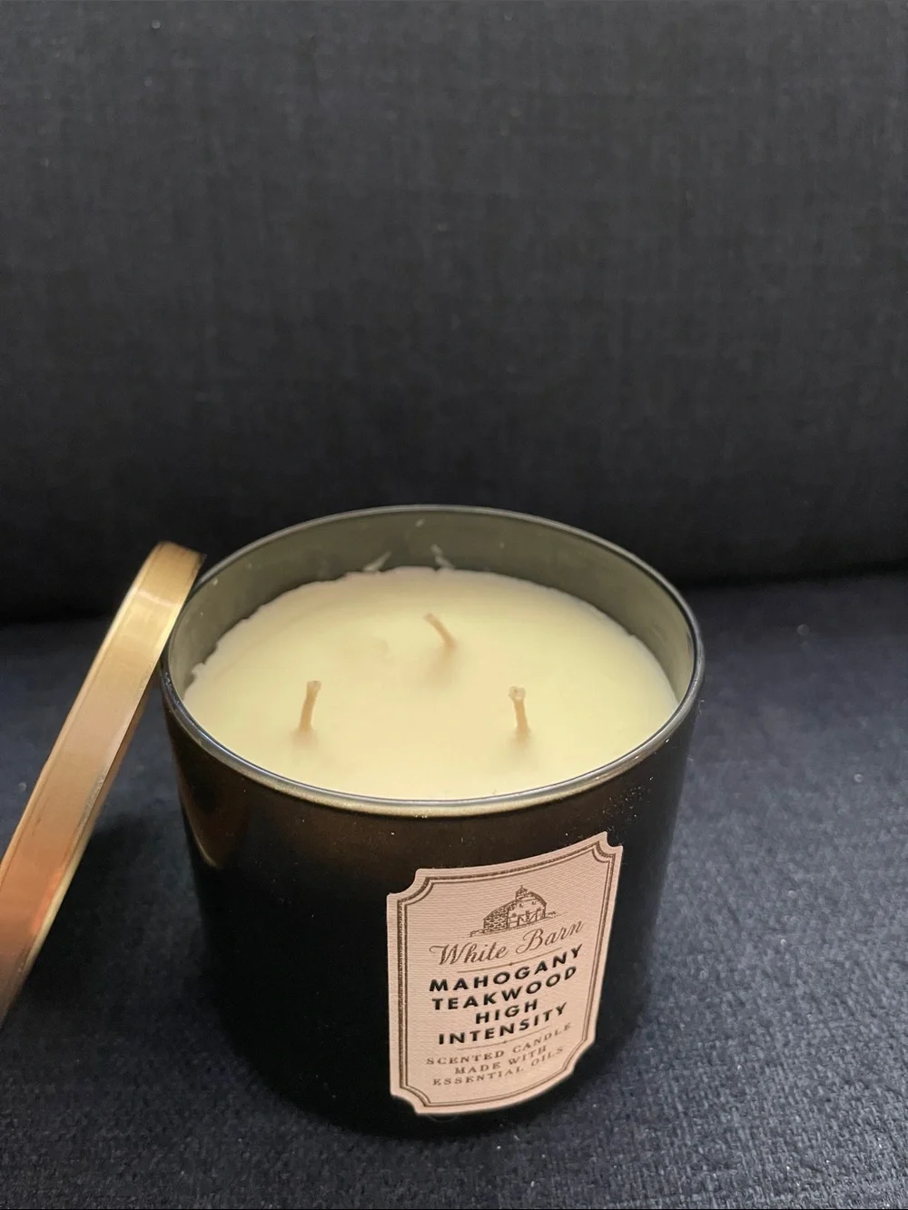 Bath & body works Mahogany Teakwood High Intensity candle